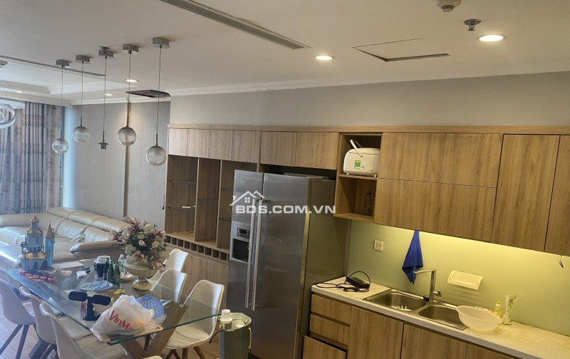 hung cư Vincom 54A Nguyễn Chí Thanh, Phường Láng, Hà Nội, 2 WC, 3 NGỦ,  diện tích 102 m